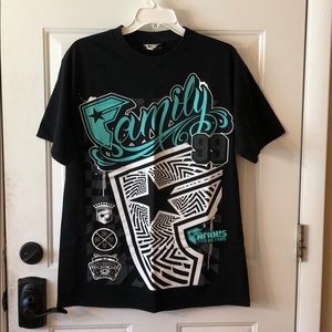 Men’s large Famous shirt